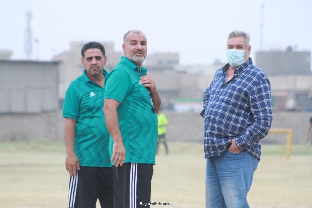 رئيس نادي امانة بغداد"فلاح المسعودي" يحضر الوحدة التدريبية المشتركة لرديف وشباب النادي